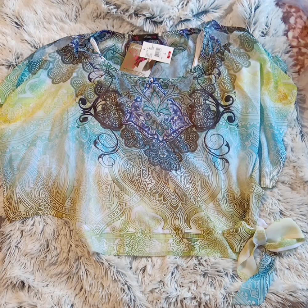 Heart Soul Blue and Green Patterned Blouse